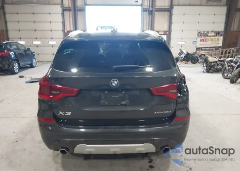2021 BMW X3 xDrive30I z USA, uszkodzony, nr VIN 5UXTY5C04M9H10357